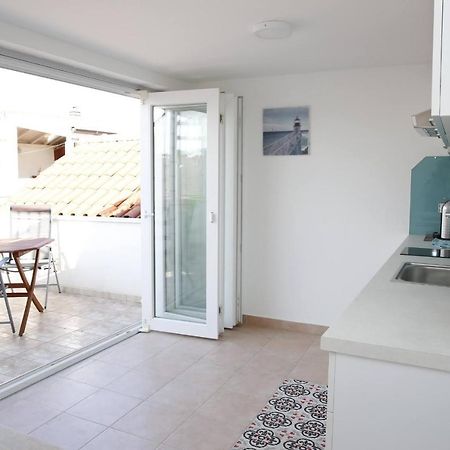 Holiday Home Yan With Bay View Vodice Esterno foto