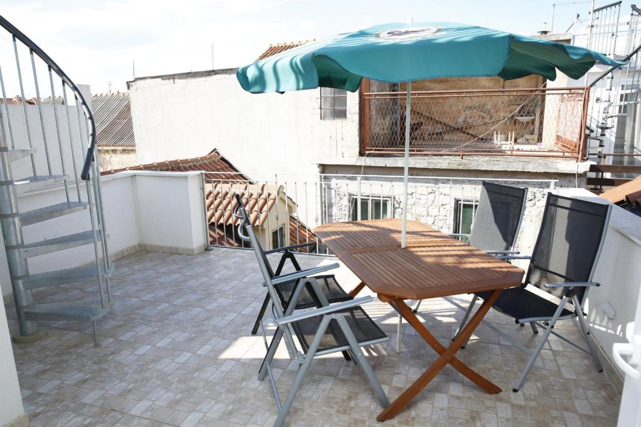Holiday Home Yan With Bay View Vodice Esterno foto
