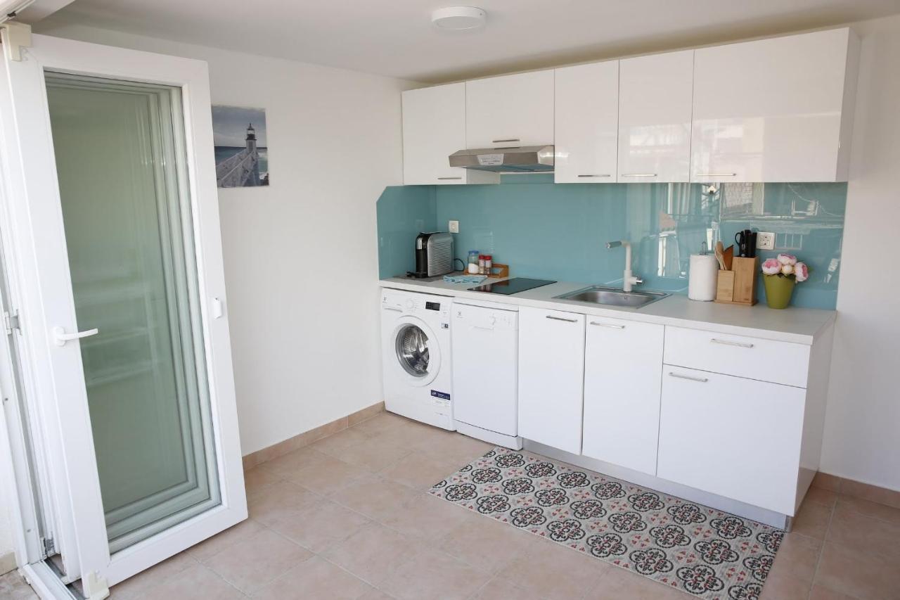 Holiday Home Yan With Bay View Vodice Esterno foto